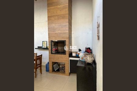 17_photo/94c8b62f2d.8e14c5f9c2788e57-ATLAS-5fb62044-e147-498c-a4fc-3716401c1e76.jpg de casa à venda com 2 quartos, 120m² em Jardim Shangai, Campinas