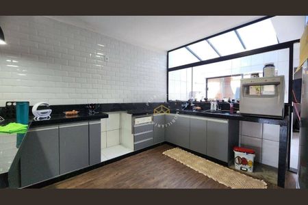 10_photo/94c8b63173.6fa84e32c5c9c50d-ATLAS-b70dae0b-3ebc-438e-8167-97713e8ec760.jpg de casa à venda com 6 quartos, 248m² em Vila Aeroporto, Campinas