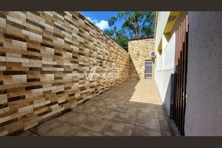 8_photo/94c8b63491.64be89600eea995d-ATLAS-1b6de01a-7e91-47ef-a5ad-94d2565fcaa1.jpg de casa à venda com 3 quartos, 200m² em Jardim Maria Helena, Campinas