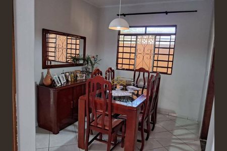 4_photo/94c8b63731.d1ae08f062ab4888-ATLAS-29a09a44-fe32-4bb9-b8e2-1788ca544573.jpg de casa à venda com 3 quartos, 170m² em Vila Aeroporto, Campinas