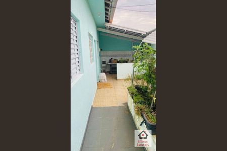 5_photo/94c8b63cef.a596fb24e8ccb8cd-ATLAS-0d38ddd8-a7d2-4df4-884d-22145fdef88f.jpg de casa à venda com 2 quartos, 68m² em Parque Dom Pedro II, Campinas