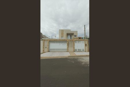 2_photo/94c8b63e09.bdf1def5ceb5107f-ATLAS-d7a46727-b07d-4939-ae58-b2bd6cd915c7.jpg de casa à venda com 3 quartos, 189m² em Parque Dom Pedro II, Campinas