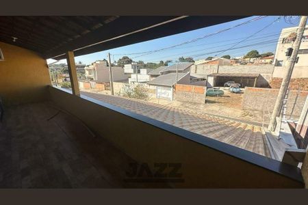 9_photo/94c8b63e77.df2406aa61ba3211-ATLAS-0c6a5e2b-3fb0-4278-bfd2-5c14de265205.jpg de casa de condomínio à venda com 3 quartos, 210m² em Parque Dom Pedro II, Campinas