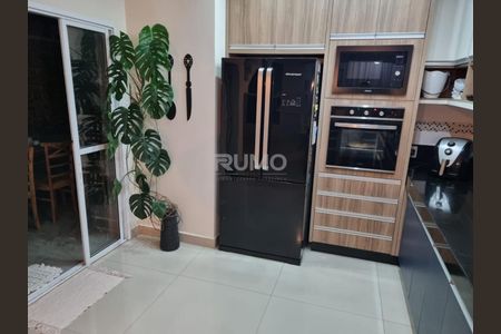 10_photo/94c8b63ecb.2fed7e95ddef69d8-ATLAS-e05e470e-c215-4312-953c-6b248632b7c7.jpg de casa à venda com 3 quartos, 245m² em Parque Dom Pedro II, Campinas