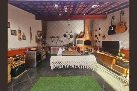 4_photo/94c8b65b59.e4cc3dc43a0802ec-ATLAS-39241961-d938-44a6-9f3d-e0165d088421.jpg de casa à venda com 3 quartos, 260m² em Conjunto Mauro Marcondes, Campinas