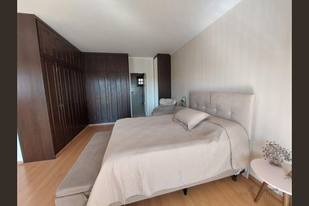 12_photo/94c8b7e99d.f65e2b5782452b30-ATLAS-aaca8d56-6965-4993-96ae-8ef526ebe340.jpg de casa à venda com 4 quartos, 412m² em Cidade Satélite Íris, Campinas