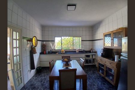 5_photo/94c8b86a73.cef17660cfa7d457-ATLAS-051911ba-a653-48ce-9bdf-a60d46d82398.jpg de casa à venda com 2 quartos, 102m² em Parque São Jorge, Campinas