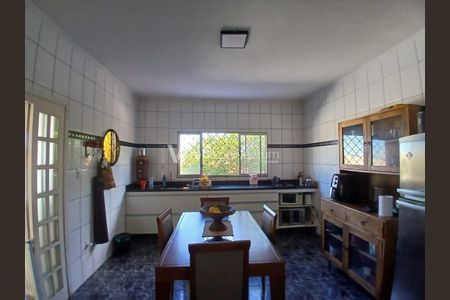 3_photo/94c8b86a73.cef17660cfa7d457-ATLAS-99ae2ea8-f8b6-4a0a-9c02-0b622a2dcbb0.jpg de casa à venda com 2 quartos, 102m² em Parque São Jorge, Campinas