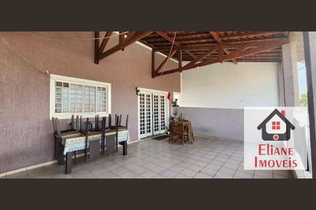 5_photo/94c8b86e59.f94fdbbd132c824c-ATLAS-1bda644e-3931-4e22-bcfc-59546caf51b7.jpg de casa à venda com 2 quartos, 261m² em Parque Santa Bárbara, Campinas