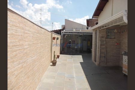 4_photo/94c8b8706b.1aa5b8f538f3adaf-ATLAS-770b01e4-d8f3-43bf-88a1-534882a441b6.jpg de casa à venda com 3 quartos, 237m² em Parque Santa Bárbara, Campinas