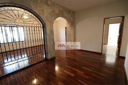 2_photo/94c8bfde6f.6f6c62fa4dbe91b2-ATLAS-c5bd0a12-5835-4af4-9968-6597d69a90d5.jpg de casa à venda com 3 quartos, 250m² em Vila Bressani, Paulínia