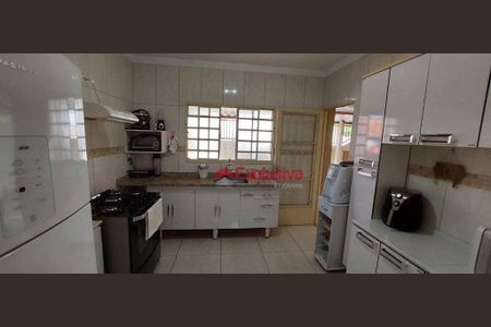 11_photo/94c8bfe069.5f4cba08b11f6708-ATLAS-6cc717db-0f47-43a0-a8c5-f0ceda7dcb5f.jpg de casa à venda com 3 quartos, 308m² em Vila Bressani, Paulínia