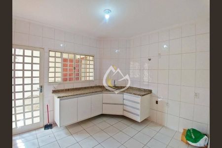 2_photo/94c8bfe417.2d5b66cf4807465a-ATLAS-0b3e4251-0d06-476c-9360-cb75bdd372f9.jpg de casa à venda com 3 quartos, 203m² em Jardim America, Paulínia