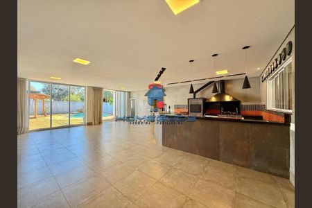 3_photo/94c8c10df1.4287e54694aed44d-ATLAS-1a06f21c-cc6e-4435-b337-e4b86e3d59f9.jpg de casa de condomínio para alugar com 4 quartos, 472m² em Jardim do Sol, Campinas