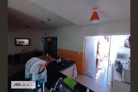 4_photo/94c8c11657.9377a1f2c4506d1d-ATLAS-a94fb867-4f37-48be-856a-408e6989c28b.jpg de casa à venda com 3 quartos, 274m² em Residencial Barão do Café, Campinas
