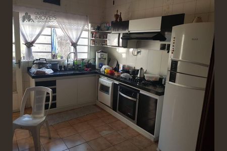 10_photo/94c8c12b5f.ae3d86bef28e162d-ATLAS-2be605fc-1017-4cb9-8587-feb2fbf4e376.jpg de casa à venda com 4 quartos, 209m² em Jardim America, Campinas