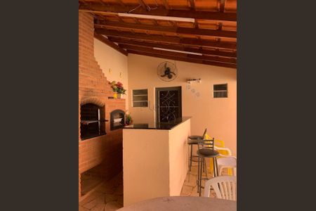3_photo/94c8c12c19.f861ecc718bdcbd7-ATLAS-4343ee0f-775f-4771-9a56-df67a9a1b5e3.jpg de casa à venda com 3 quartos, 189m² em Vila Santa Isabel, Campinas