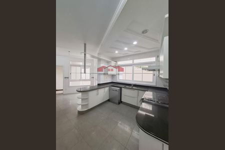 3_photo/94c8c138d5.9f73e101bd22bb98-ATLAS-14117f99-1eae-4e08-939d-4cde40e13cee.jpg de casa à venda com 4 quartos, 379m² em Residencial Barão do Café, Campinas