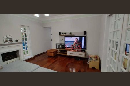 4_photo/94c8c141c1.5cacb5cd1a05b02e-ATLAS-2076802f-8026-4395-8738-9ccc3cc7e92b.jpg de casa à venda com 3 quartos, 265m² em Cidade Universitária, Campinas