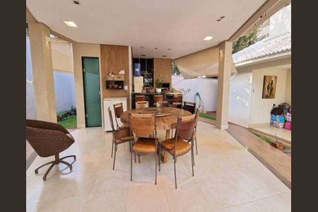 18_photo/94c8c14a95.18b8a14695e0a03b-ATLAS-071205c2-21c5-4e86-8b8a-4176ffbcb2c0.jpg de casa à venda com 4 quartos, 320m² em Cidade Universitária, Campinas