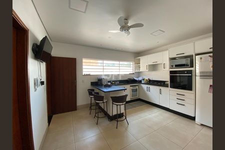 7_photo/94c8c14bbd.7a37549eceeba21f-ATLAS-ac1614d4-3018-4a8e-9f8c-a6716ee131e5.jpg de casa à venda com 4 quartos, 402m² em Cidade Universitária, Campinas