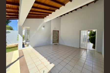 3_photo/94c8c15a47.ebbd8bc3dc39b939-ATLAS-f3c16871-bc55-43ac-acd5-0bdb4072e14c.jpg de casa à venda com 4 quartos, 248m² em Cidade Universitária, Campinas