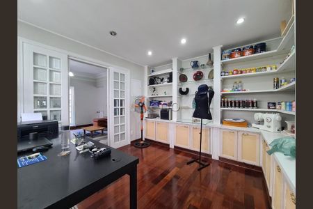 5_photo/94c8c15b8b.04a823dc9d4d949a-ATLAS-a42d0047-d04e-444b-a48f-1dd214b02ced.jpg de casa à venda com 3 quartos, 264m² em Cidade Universitária, Campinas