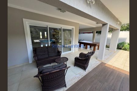 3_photo/94c8c1683f.c4a86b3c211625c7-ATLAS-219af65c-d0c8-4c2a-8a0e-14914afdcb29.jpg de casa para alugar com 4 quartos, 330m² em Bosque das Palmeiras, Campinas