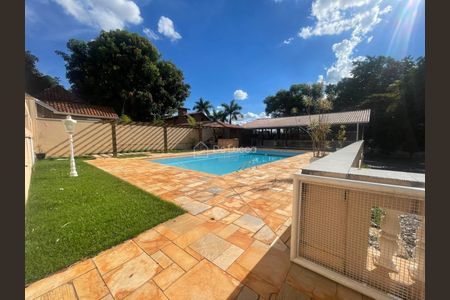 36_photo/94c8c16c59.adbb37f92a381176-ATLAS-98ef4e1e-44cc-496c-b936-831161eca27d.jpg de casa para alugar com 5 quartos, 685m² em Chácara Belvedere, Campinas