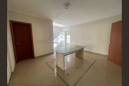 11_photo/94c8c16c59.adbb37f92a381176-ATLAS-ece4eb03-1052-422a-a291-d23870af5b50.jpg de casa para alugar com 5 quartos, 685m² em Chácara Belvedere, Campinas