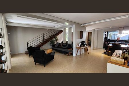 10_photo/94c8c16e79.94f797356aedc676-ATLAS-02bea3d1-e80e-4c1b-aee6-125a1291dcb9.jpg de casa à venda com 4 quartos, 500m² em Chácara Santa Margarida, Campinas