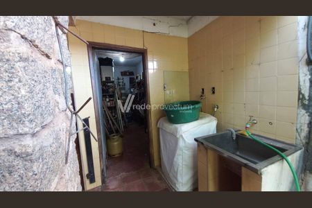 5_photo/94c8c16f6b.2121f4c72a2ba616-ATLAS-1bcf2774-74ae-4d70-9459-a75f5b8c3716.jpg de casa à venda com 3 quartos, 195m² em Cidade Universitária, Campinas