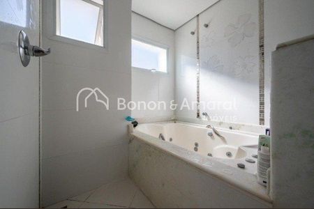 6_photo/94c8c1a565.07f1f41a0adf1284-ATLAS-2fbb4c26-6715-4e2e-8c65-5cf3575288e5.jpg de casa de condomínio à venda com 3 quartos, 320m² em Barão Geraldo, Campinas