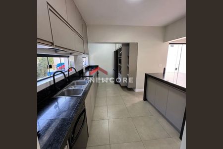 4_photo/94c8c1fd91.974d063b20acfe41-ATLAS-c9c8f801-9b2f-40d3-9f72-ee53d61a307d.jpg de casa de condomínio à venda com 4 quartos, 1922m² em Loteamento Chácaras Vale das Garças, Campinas