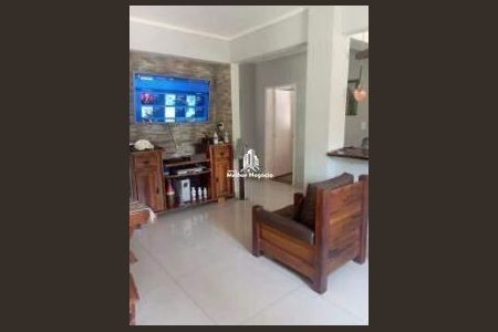 4_photo/94c8c1fda3.0f81dd1a9a4f6ffb-ATLAS-61a874e5-24af-49b7-8703-2e810093d27f.jpg de casa à venda com 4 quartos, 250m² em Loteamento Chácaras Vale das Garças, Campinas