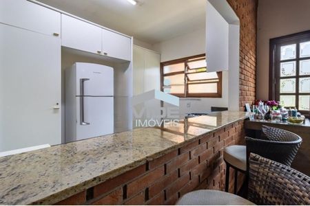 11_photo/94c8c38255.cc80a849dbb3670d-ATLAS-6531e040-f858-48c8-afda-81d69cd9c2ee.jpg de casa à venda com 3 quartos, 311m² em Parque Xangrilá, Campinas