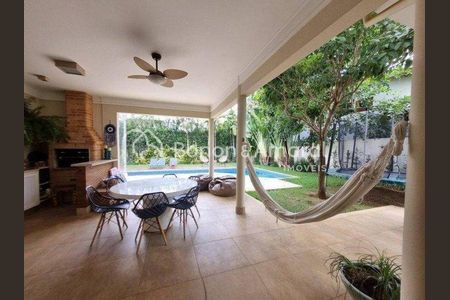 2_photo/94c8c3c1ab.70d34e1d457a0501-ATLAS-77f31eae-8123-45e0-891c-2d5dcca4f581.jpg de casa à venda com 4 quartos, 308m² em Bosque das Palmeiras, Campinas