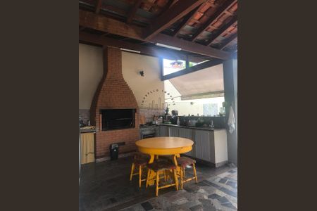 5_photo/94c8c3c45f.1c5ee5b12bdcf8f7-ATLAS-26e306a2-b008-4467-b44c-7274640f8e44.jpg de casa à venda com 4 quartos, 297m² em Loteamento Alphaville Campinas, Campinas