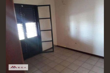 5_photo/94c8c425cd.77a91cc0ef8e1ae0-ATLAS-ef299ad9-6e73-4dd1-ba1f-ff5ae7973f9b.jpg de casa à venda com 4 quartos, 407m² em Parque dos Jacarandás, Campinas