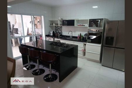 8_photo/94c8c43347.6ef72571af5100f4-ATLAS-fb3bf245-579d-4503-a8c9-5cc15f547655.jpg de casa à venda com 3 quartos, 233m² em Fazenda Santa Cândida, Campinas
