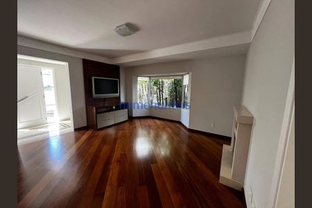 3_photo/94c8c441e5.72f38772c60cc7a0-ATLAS-93cfb9c6-ce0b-42e9-bbe7-e00b14cd6b0c.jpg de casa à venda com 4 quartos, 320m² em Loteamento Alphaville Campinas, Campinas