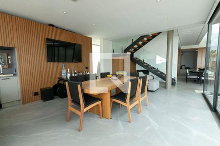 6_photo/94c8c4579b.4bd2615f33144f40-ATLAS-dcccb4e8-e923-45bc-8796-8d8e6bfa519b.jpg de casa à venda com 4 quartos, 421m² em Mont Blanc Résidence, Campinas
