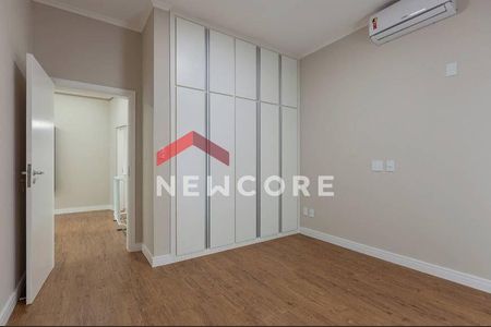 1_photo/94c8c45907.481bc2eec9427697-ATLAS-0d7f2c2e-55f5-4f72-9e50-ed1e1cf5e368.jpg de casa à venda com 4 quartos, 300m² em Loteamento Alphaville Campinas, Campinas