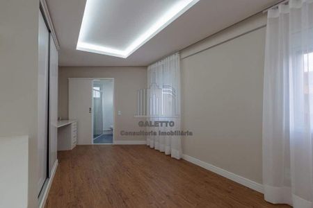 4_photo/94c8c45907.481bc2eec9427697-ATLAS-0e05b050-4dc2-4b5c-a2d3-ec4e445c3e94.jpg de casa à venda com 4 quartos, 294m² em Loteamento Alphaville Campinas, Campinas