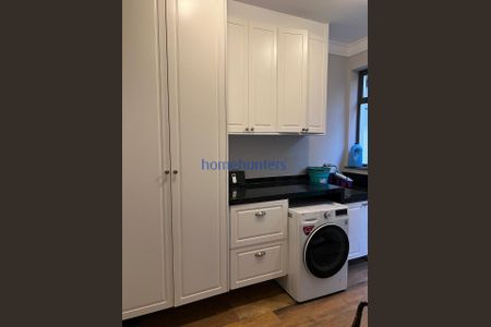 10_photo/94c8c459dd.732b7fd8aaa5f07d-ATLAS-50a366a4-bf3a-4849-86e5-90697092ce7e.jpg de casa à venda com 4 quartos, 370m² em Loteamento Alphaville Campinas, Campinas