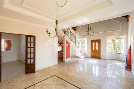 6_photo/94c8c45a19.20b1407c08fdccdc-ATLAS-25b3fb72-c669-4755-99b5-a13ef4bb7c6e.jpg de casa à venda com 5 quartos, 330m² em Loteamento Alphaville Campinas, Campinas