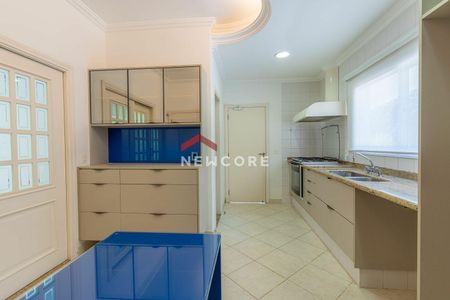 3_photo/94c8c46107.6c623372c172fc17-ATLAS-161f67dd-38bb-4e8f-99cf-5f6d83588c16.jpg de casa de condomínio para alugar com 5 quartos, 317m² em Loteamento Alphaville Campinas, Campinas