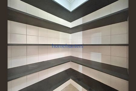 45_photo/94c8c46107.6c623372c172fc17-ATLAS-a52cdc7c-7883-40d5-92a0-ec39f51eadf3.jpg de casa para alugar com 5 quartos, 317m² em Loteamento Alphaville Campinas, Campinas