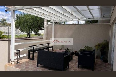 4_photo/94c8c4668b.0f81dd1a9a4f6ffb-ATLAS-0f445e11-23b8-480b-bc41-9454d2f85106.jpg de casa à venda com 3 quartos, 170m² em Loteamento Alphaville Campinas, Campinas