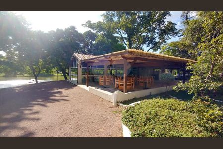 8_photo/94c8c466e9.cc80a849dbb3670d-ATLAS-9bf6b205-ae81-40de-999c-18a69d84f78f.jpg de casa para alugar com 5 quartos, 410m² em Loteamento Alphaville Campinas, Campinas